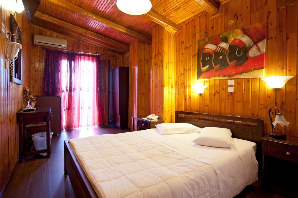 Hotel Lefas デルポイ エクステリア 写真