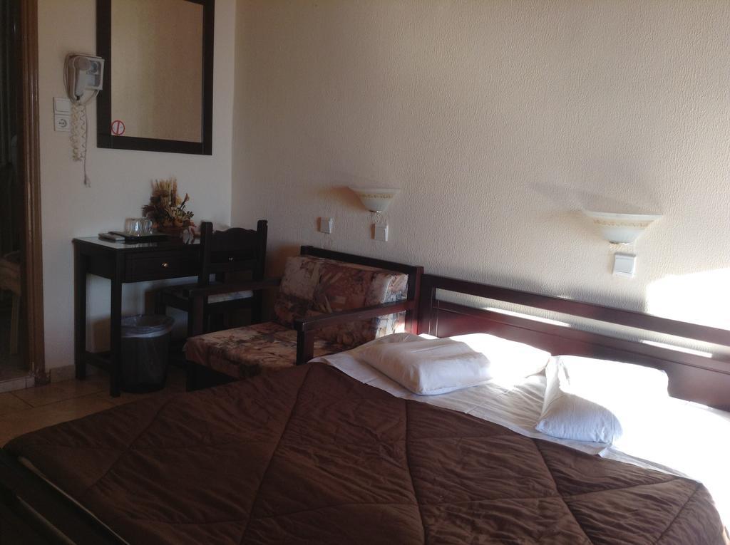 Hotel Lefas デルポイ エクステリア 写真