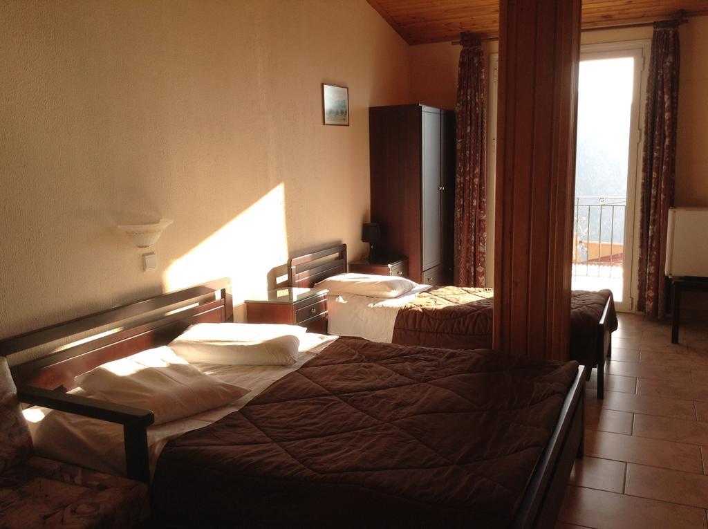 Hotel Lefas デルポイ エクステリア 写真